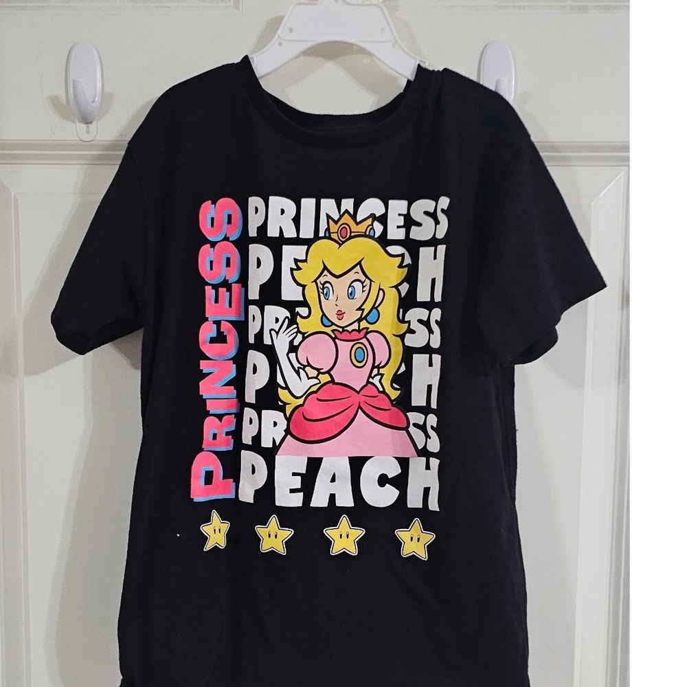 Nintendo Super Mario Princess Peach Black Graphic Tee Kids Medium 7/8 Short‎ Slv